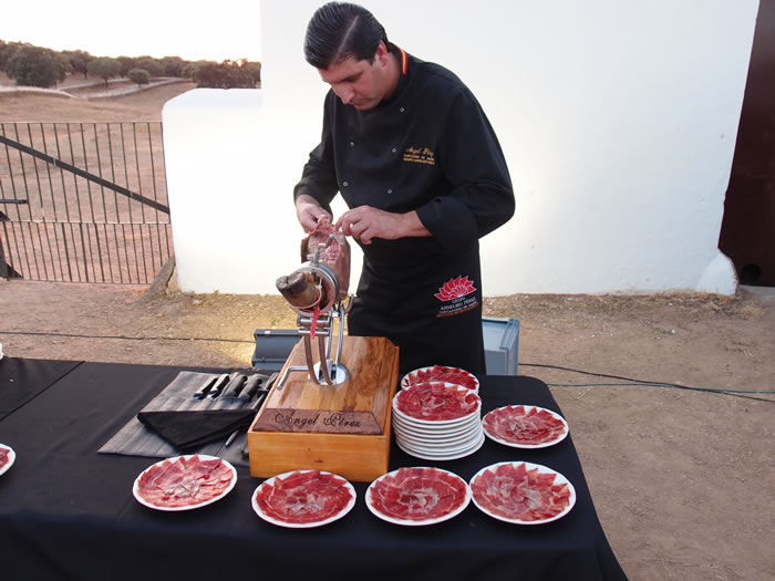 Angel: Cortador de Jamón